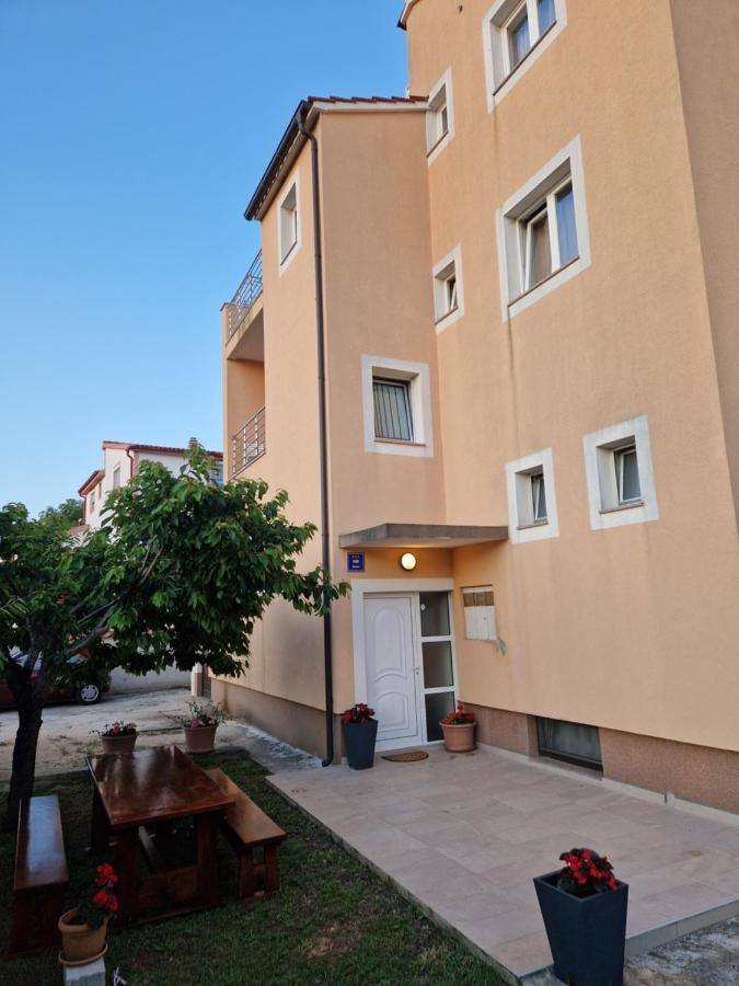Guest Accommodation Slapovi Krke Lozovac Exteriör bild