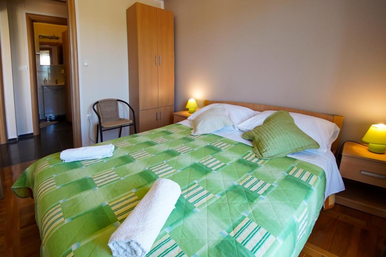 Guest Accommodation Slapovi Krke Lozovac Exteriör bild