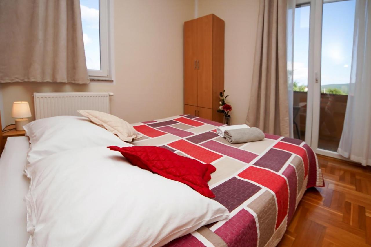 Guest Accommodation Slapovi Krke Lozovac Exteriör bild