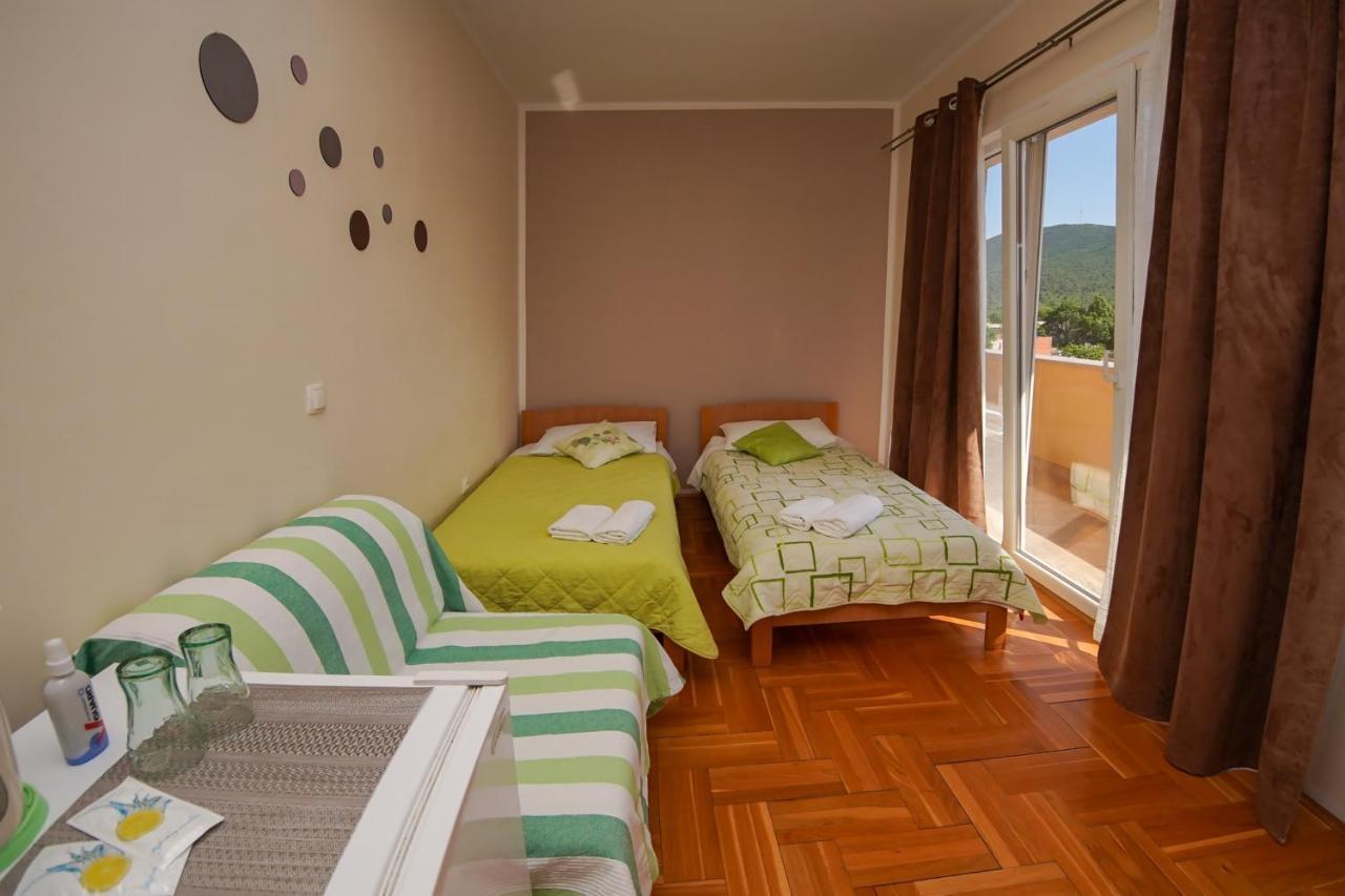 Guest Accommodation Slapovi Krke Lozovac Exteriör bild